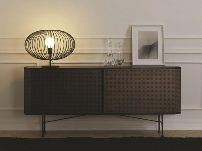 >TITTI/ TABLE