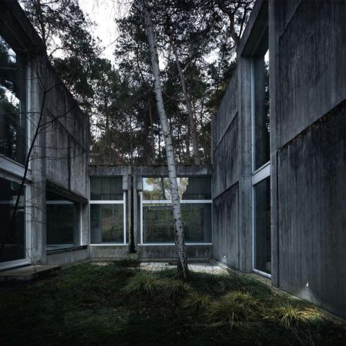 >LUX WALKWAY